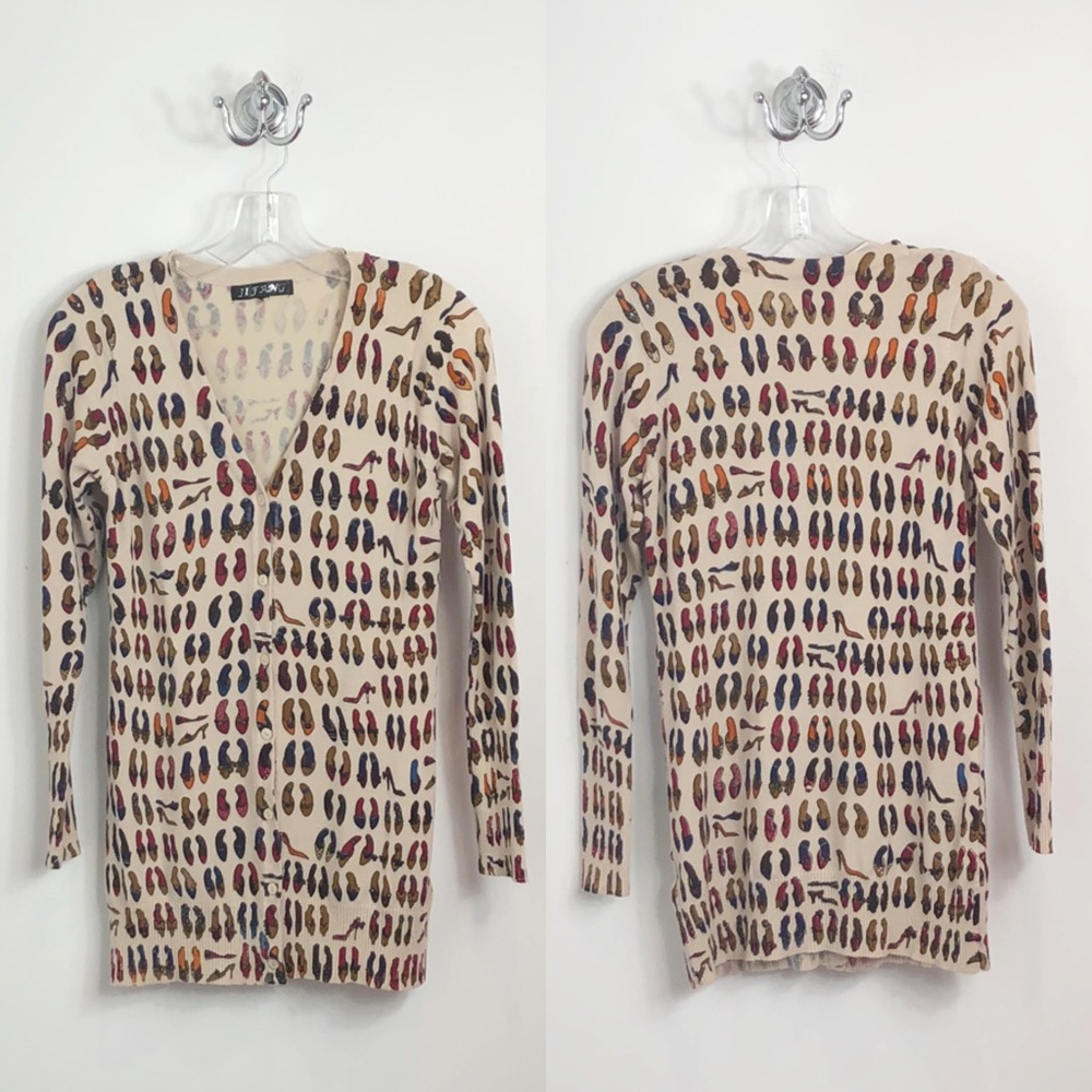 Novelty print cardigan shoes, button front… - Picture 1 of 7